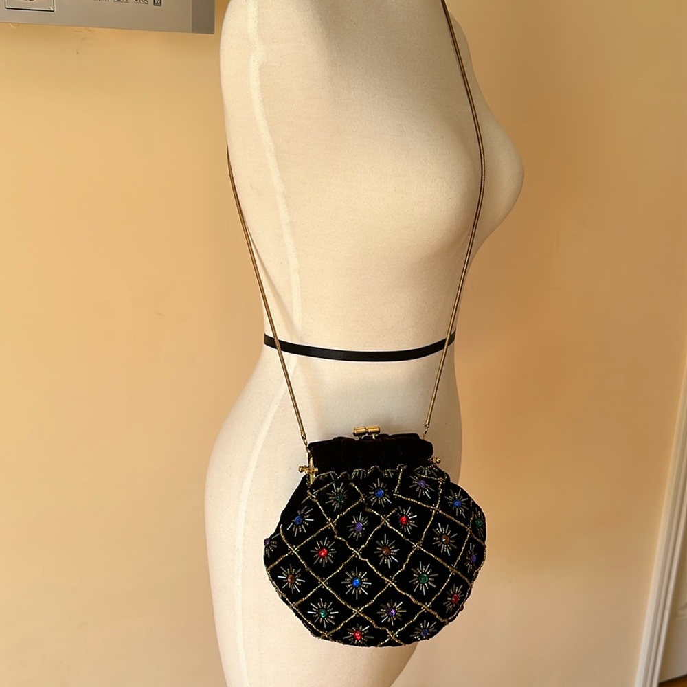Unbranded evening beaded cross body bag.